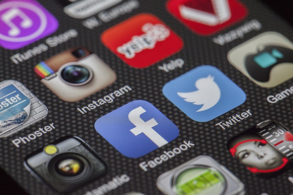 Por Que Todo Mundo Deve Criar Uma Página no Facebook?